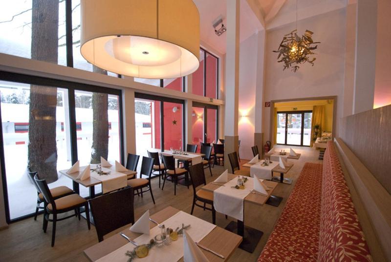 Restaurant Waldmeisterei Gera Ngoại thất bức ảnh